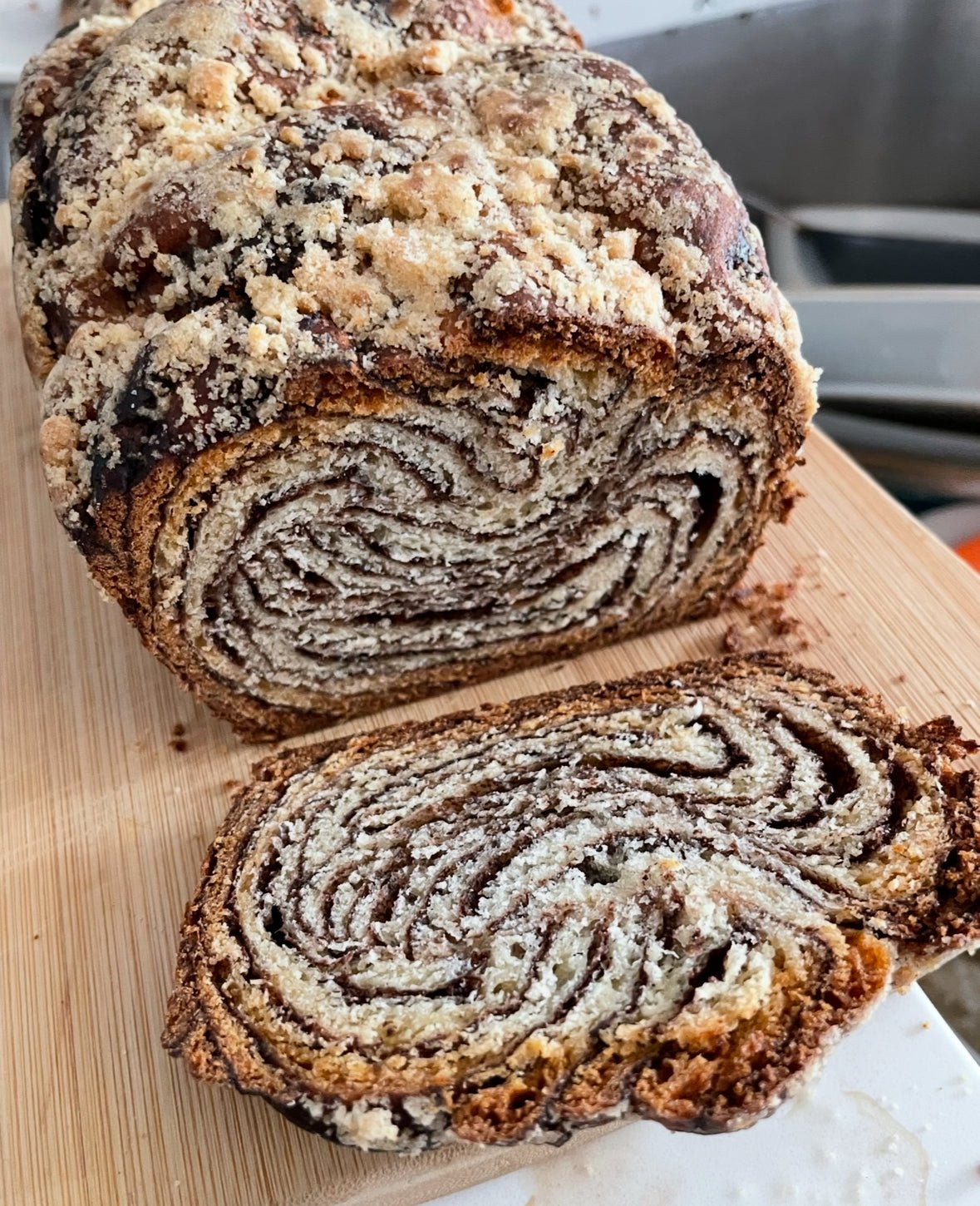 Chocolate Babka - Parve, Pas Yisroel - shop_NYC Fresh DeliveryDavidovich Bakery