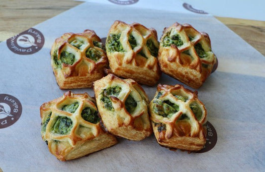Small Butter Spinach Feta Savory Croissant 6 Pieces - #shop_#savory pastriesDavidovich Bakery